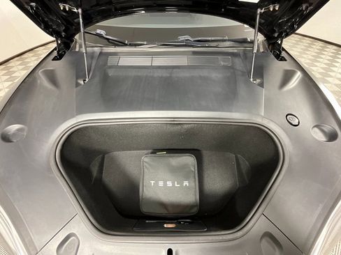 Used 2022 Tesla Model S Plaid image 27