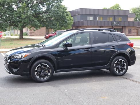Used 2021 Subaru Crosstrek 2.0i Premium w/ Moonroof Package AWD/4WD image 10