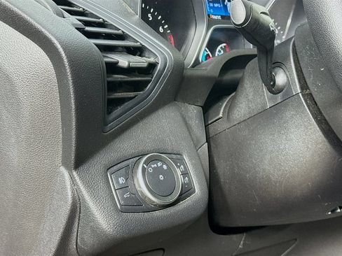 Used 2019 Ford Escape SEL AWD/4WD image 12