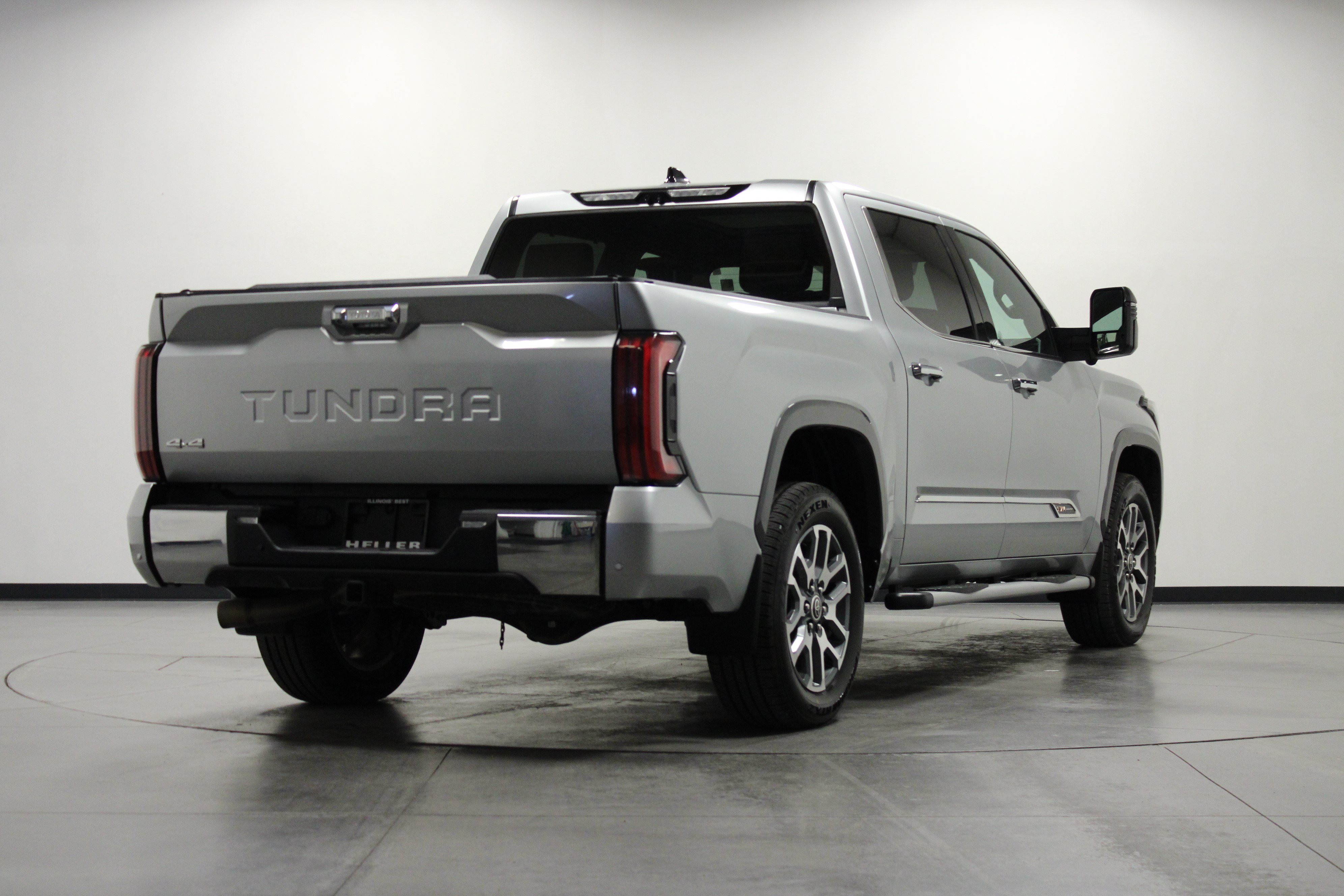 Used 2022 Toyota Tundra 1794 Edition AWD/4WD image 4