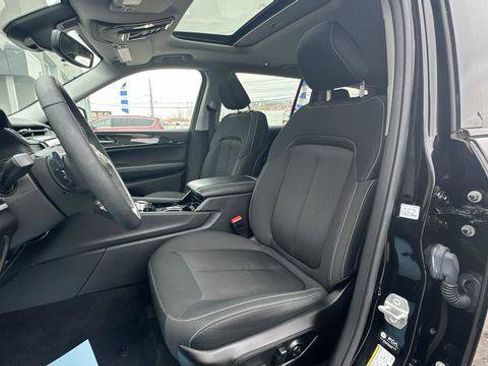 Certified 2023 Jeep Grand Cherokee L Laredo w/ Luxury Tech Group I image 13