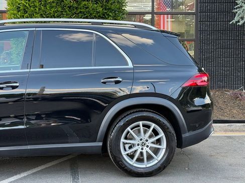 Used 2024 Mercedes-Benz GLE 350 4MATIC image 11