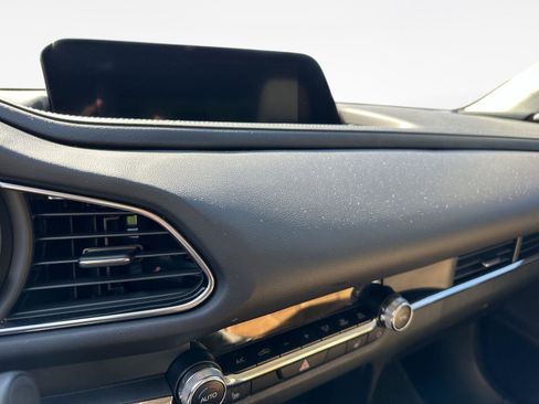 Used 2025 MAZDA CX-30 AWD 2.5 S w/ Preferred Package image 12