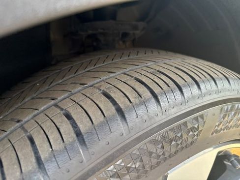 Used 2024 Hyundai Santa Fe Limited image 24