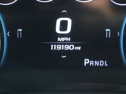 Used 2018 GMC Yukon Denali w/ Open Road Package AWD/4WD image 18