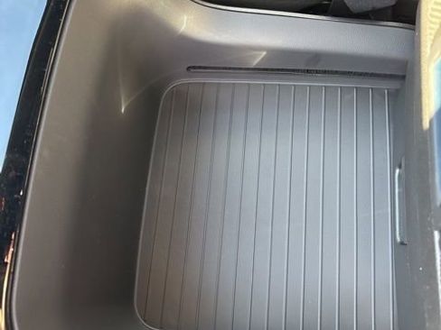 New 2026 Chevrolet Tahoe High Country image 25