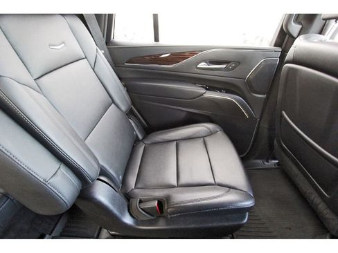 Certified 2024 Cadillac Escalade Luxury image 11