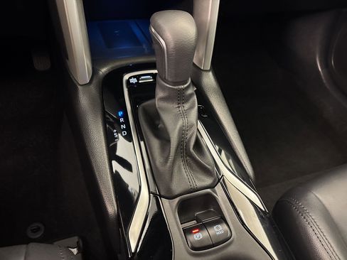 Used 2023 Toyota Corolla Cross XSE w/ Convenience Package image 16