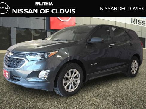 Used 2020 Chevrolet Equinox LS w/ LS Convenience Package FWD image 1
