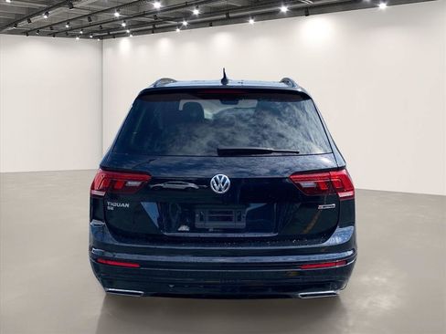 Used 2021 Volkswagen Tiguan SE R-Line AWD/4WD image 6