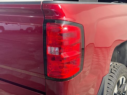 Used 2018 Chevrolet Silverado 2500 High Country image 33