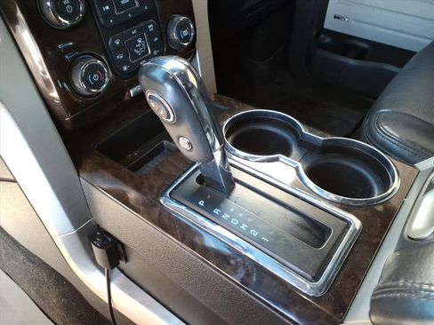 Used 2013 Ford F150 Platinum image 11