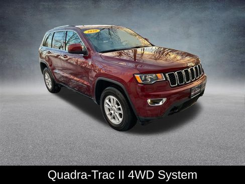 Used 2020 Jeep Grand Cherokee Laredo image 9