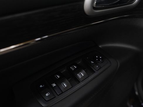 Used 2018 Jeep Grand Cherokee High Altitude image 23