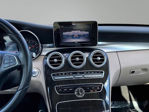 Used 2018 Mercedes-Benz C 300 4MATIC Sedan w/ Premium Package image 24