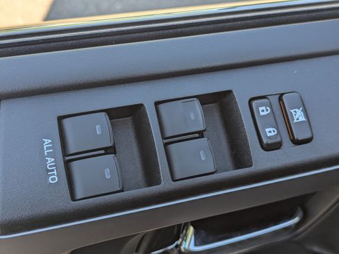 Used 2023 Toyota 4Runner Limited image 22