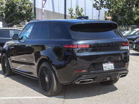Used 2024 Land Rover Range Rover Sport Dynamic SE image 8