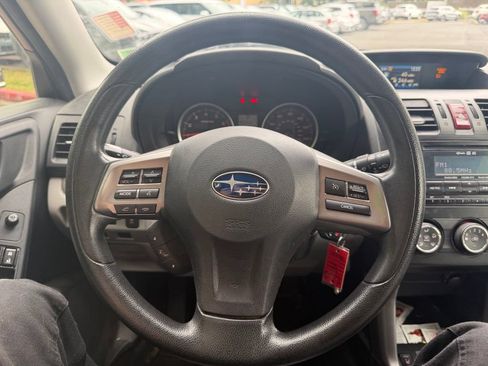 Used 2015 Subaru Forester 2.5i Premium w/ All-Weather Package AWD/4WD image 22