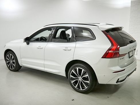 Certified 2023 Volvo XC60 B5 Plus w/ Protection Package Premier image 7