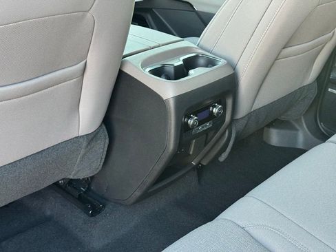 New 2026 GMC Acadia Elevation image 23