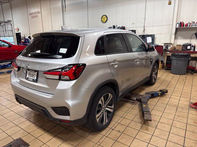 Used 2025 Mitsubishi Outlander Sport ES AWD/4WD image 2