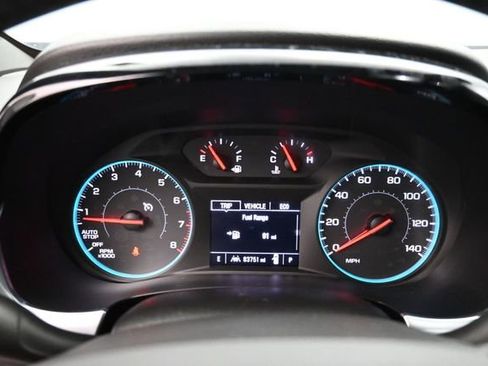 Used 2022 Chevrolet Traverse LT FWD image 16