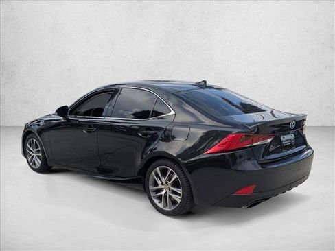 Used 2019 Lexus IS 300 image 8