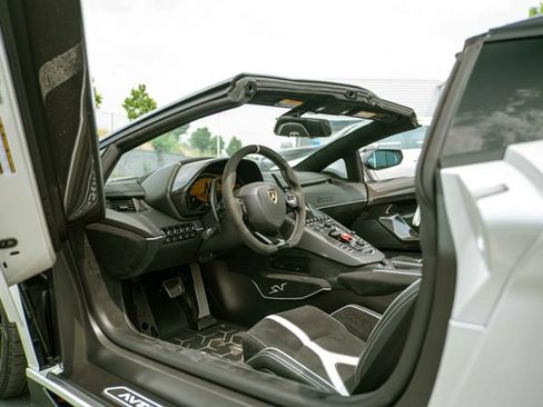 Used 2016 Lamborghini Aventador LP 750-4 Superveloce AWD/4WD image 43