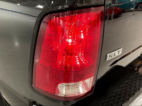 Used 2024 RAM 1500 Classic SLT AWD/4WD image 22