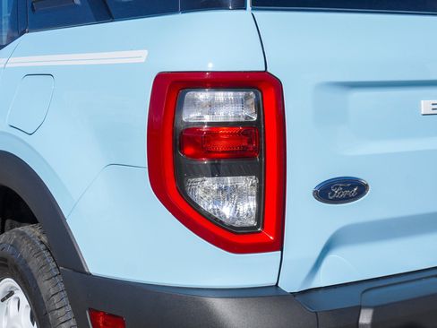 New 2025 Ford Bronco Sport Heritage w/ Convenience Package AWD/4WD image 18
