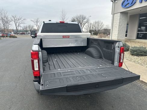 Used 2021 Ford F250 Platinum w/ FX4 Off-Road Package image 21