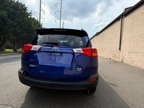 Used 2015 Toyota RAV4 XLE AWD/4WD image 6