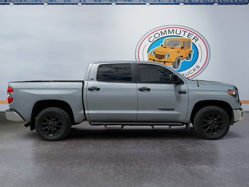 Used 2019 Toyota Tundra SR5 w/ SR5 Upgrade Package image 6