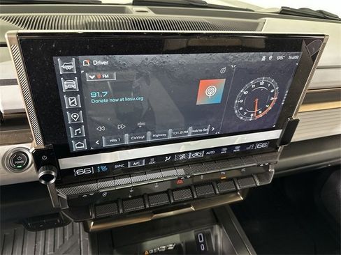 New 2024 GMC Hummer EV 2X w/ Extreme Off-Road Package image 13