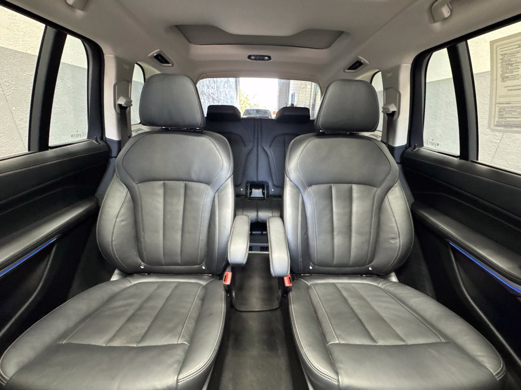 Used 2020 BMW X7 xDrive40i w/ Premium Package AWD/4WD image 40