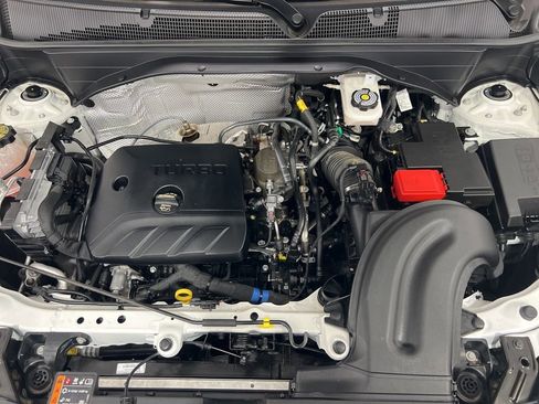 Used 2025 Chevrolet TrailBlazer LT w/ Driver Confidence Package image 26