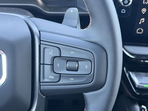 New 2025 GMC Sierra 1500 AT4 w/ Technology Package image 9