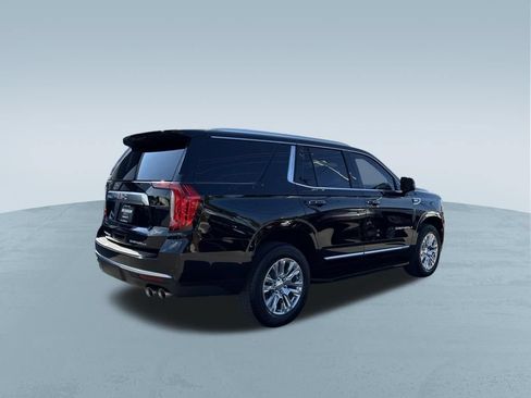 Used 2024 GMC Yukon Denali w/ Advanced Technology Package AWD/4WD image 8