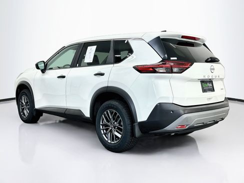 Used 2023 Nissan Rogue S AWD/4WD image 5