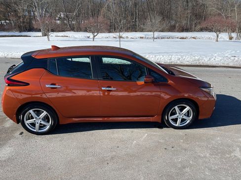 Used 2021 Nissan Leaf SV Plus image 17