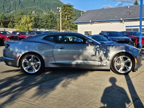 Used 2023 Chevrolet Camaro LT w/ RS Package RWD image 4