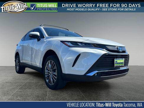 Used 2024 Toyota Venza AWD/4WD image 1