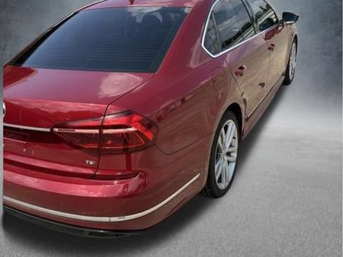 Used 2017 Volkswagen Passat 1.8T R-Line FWD image 24