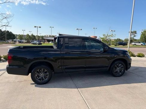 Used 2023 Honda Ridgeline Sport image 12