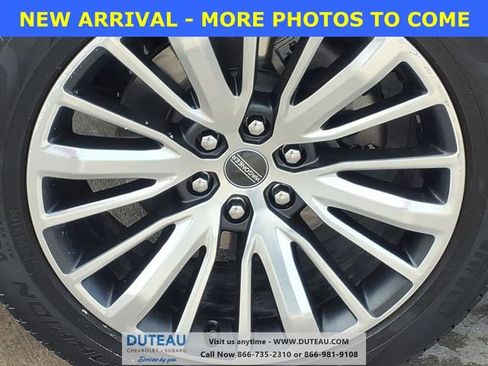 Used 2024 Jeep Grand Wagoneer Series III w/ Rear Seat Video Group 1 image 4