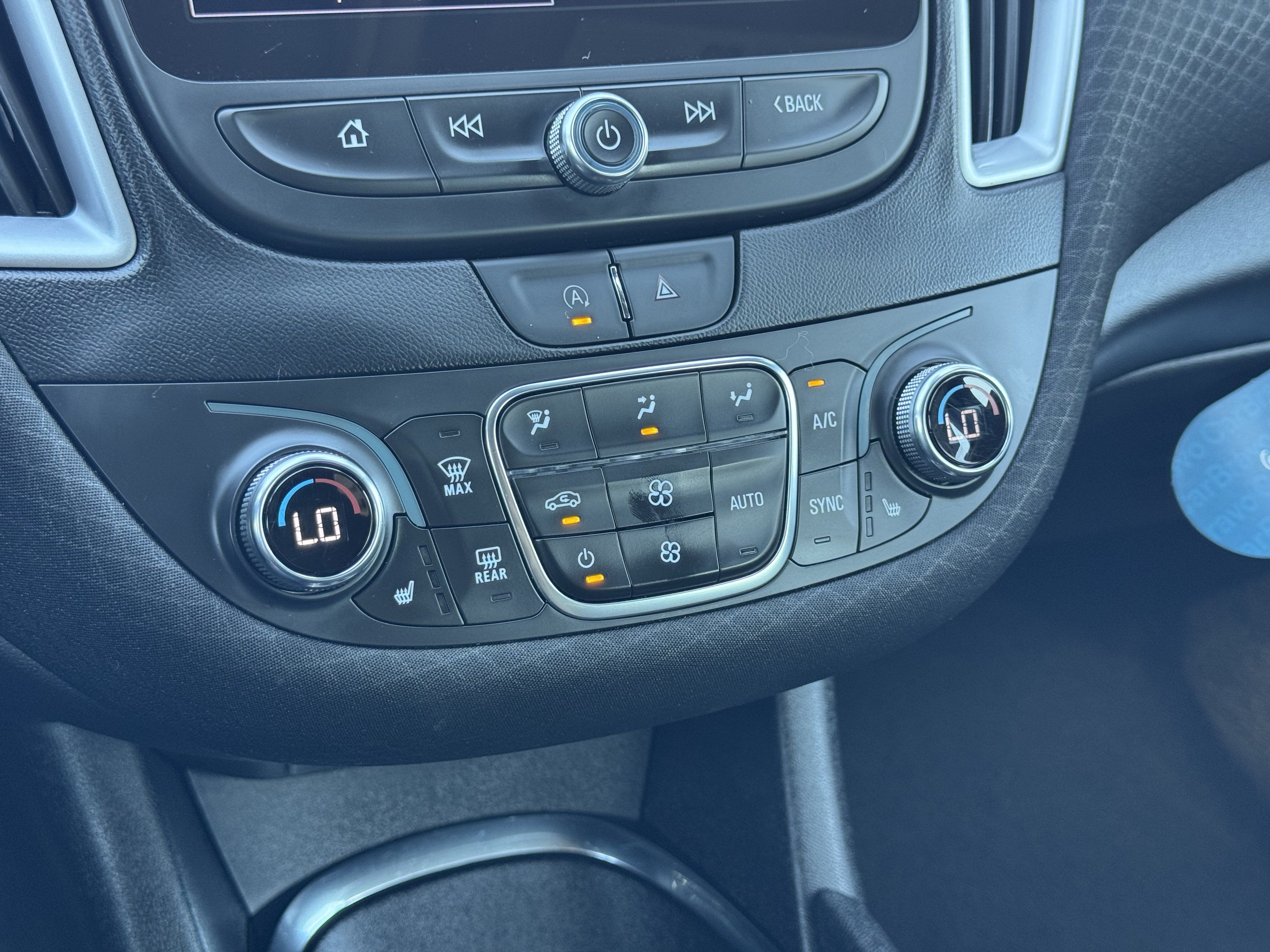 Certified 2024 Chevrolet Malibu LT FWD image 28