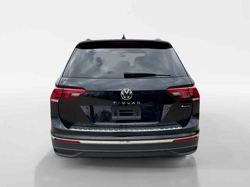 Used 2023 Volkswagen Tiguan S image 5