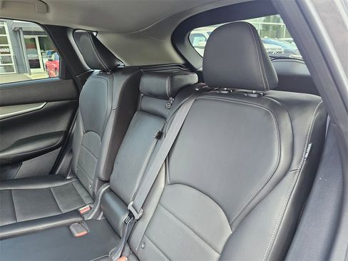 Used 2022 INFINITI QX50 Luxe image 11