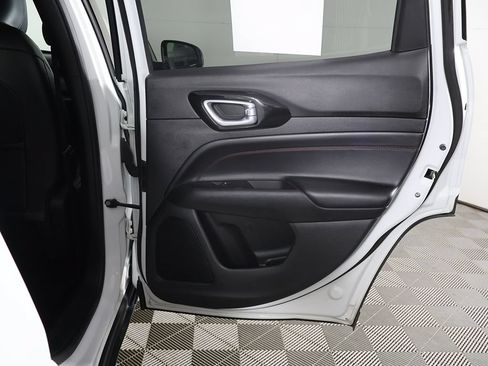 Used 2023 Jeep Compass Trailhawk AWD/4WD image 23