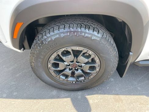 Used 2023 Nissan Frontier PRO-4X w/ Pro-4X Premium Package AWD/4WD image 25